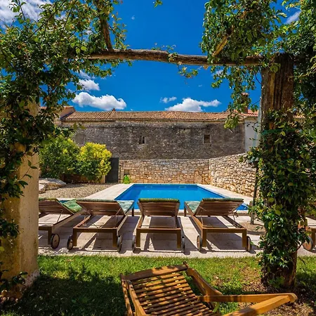 Holiday home Grandi Grandici