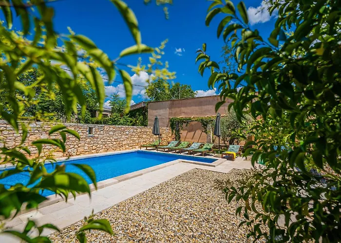 Grandi 펜션 Grandici